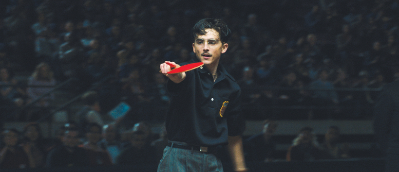 티모시 샬라메는 동시대 할리우드에서 가장 영향력 있는 배우이자 동시에 가장 자주 검증되고 의심받는 배우다. [A24]