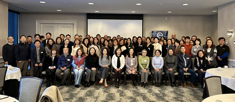 2일 한인부동산협회 회원들이 총회가 끝난 뒤 한자리에 모였다.