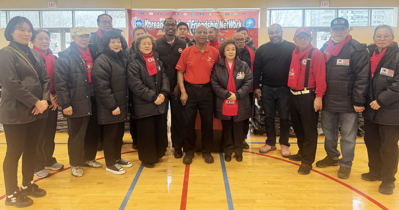 한미우호네트워크, ‘사랑의 점퍼’ 나눔 행사 