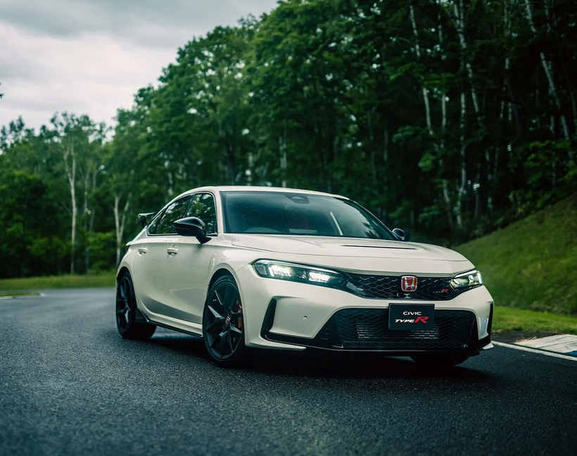 소형차 부문에서 최고의 차로 선정된 혼다 시빅(Honda Civic).