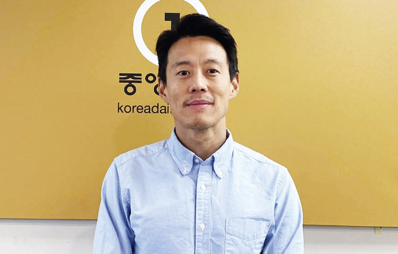 연방하원 뉴욕 6선거구에 도전장을 내민 척 박(한국이름 박영철) 민주당 예비 후보가 3일 뉴욕중앙일보를 방문해 오는 6일 개최될 후원 행사에 많은 한인들의 관심을 촉구했다.