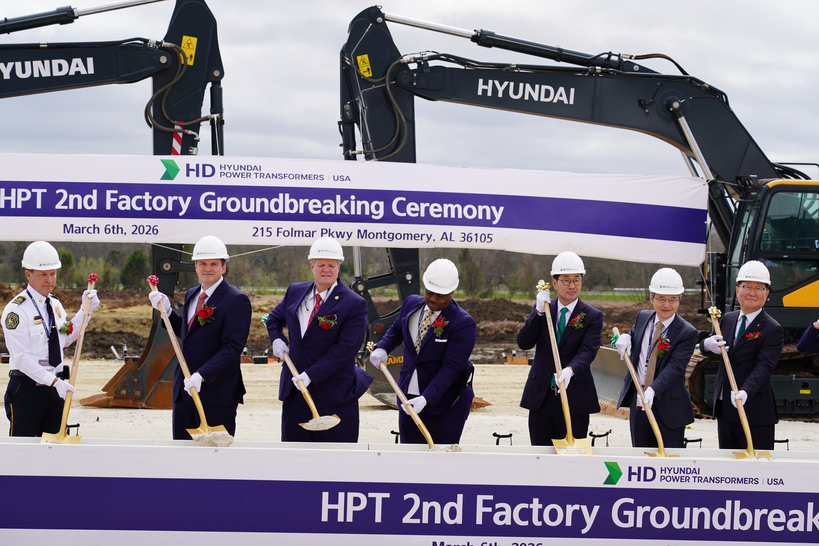 6일 HPT 몽고메리 제2공장 기공식에서 참석자들이 시삽을 하고 있다. 장채원 기자