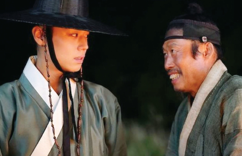 영화 '왕과 사는 남자'의 한 장면.  [사진 SSL]