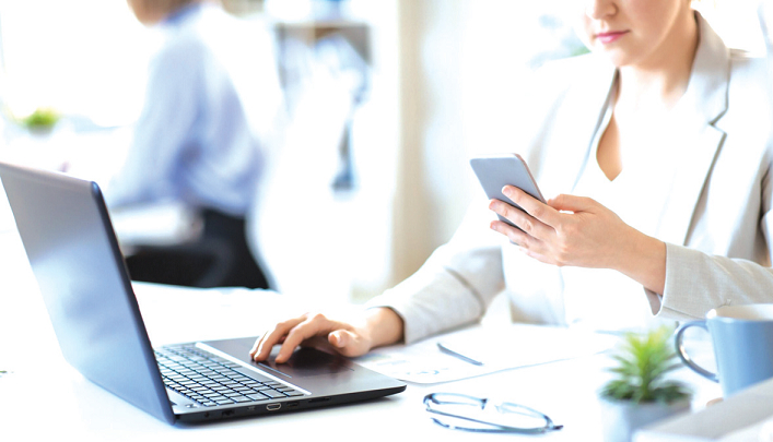 여성이 절반 이상인 고소득 직종 다수는 의료직인 것으로 조사됐다. [로이터]