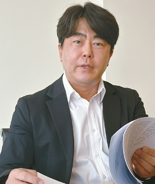 정찬용 가브릴로브&브룩스 변호사가 고용 소송 초기 대응 전략에 대해 설명하고 있다.  김상진 기자