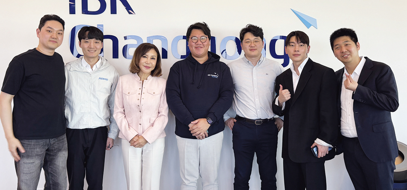 코리아 콘퍼런스에 참여했던 스타트업 기업들이 실리콘밸리에서 네트워킹을 한 후 기념사진을 촬영했다. [코리아 콘퍼런스 제공] 