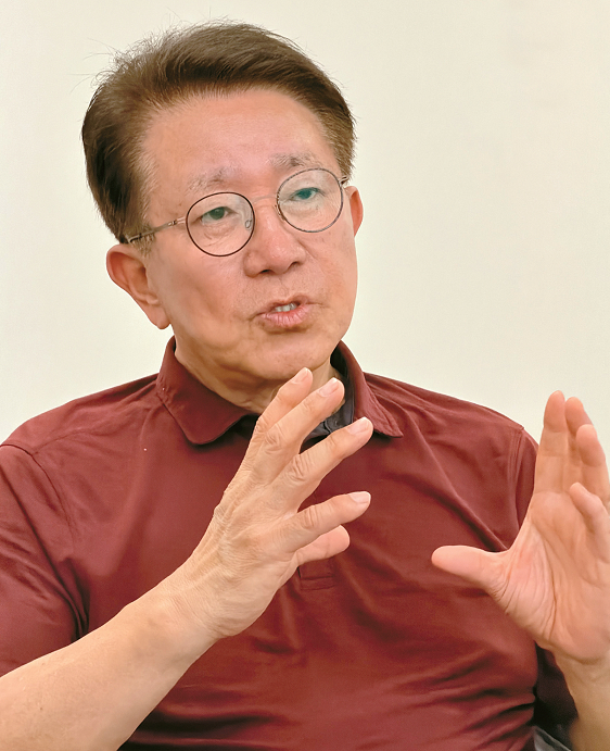 스티브 김 회장이 테메큘라에 5성급 호텔 리조트 건립 계획에 대해 설명하고 있다. 김상진 기자