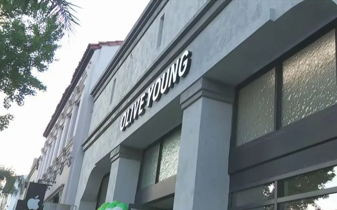 올드 패서디나에 문을 연 올리브영 1호점. [KTLA 웹사이트 캡처]