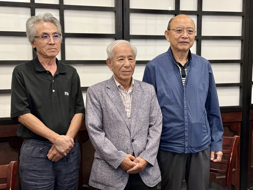 황비오 사무총장, 채경석 회장, 유태화 부회장. 