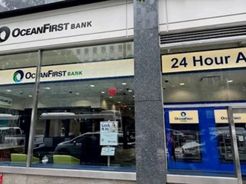 오션퍼스트뱅크 건물.