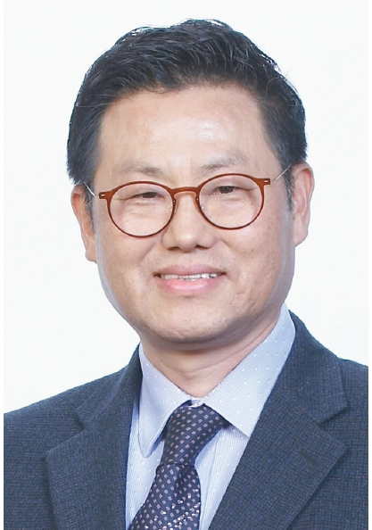 '명품여행 10계명'을 통해 새로운 여행의 기준을 제시한 미래관광  남봉규 대표.