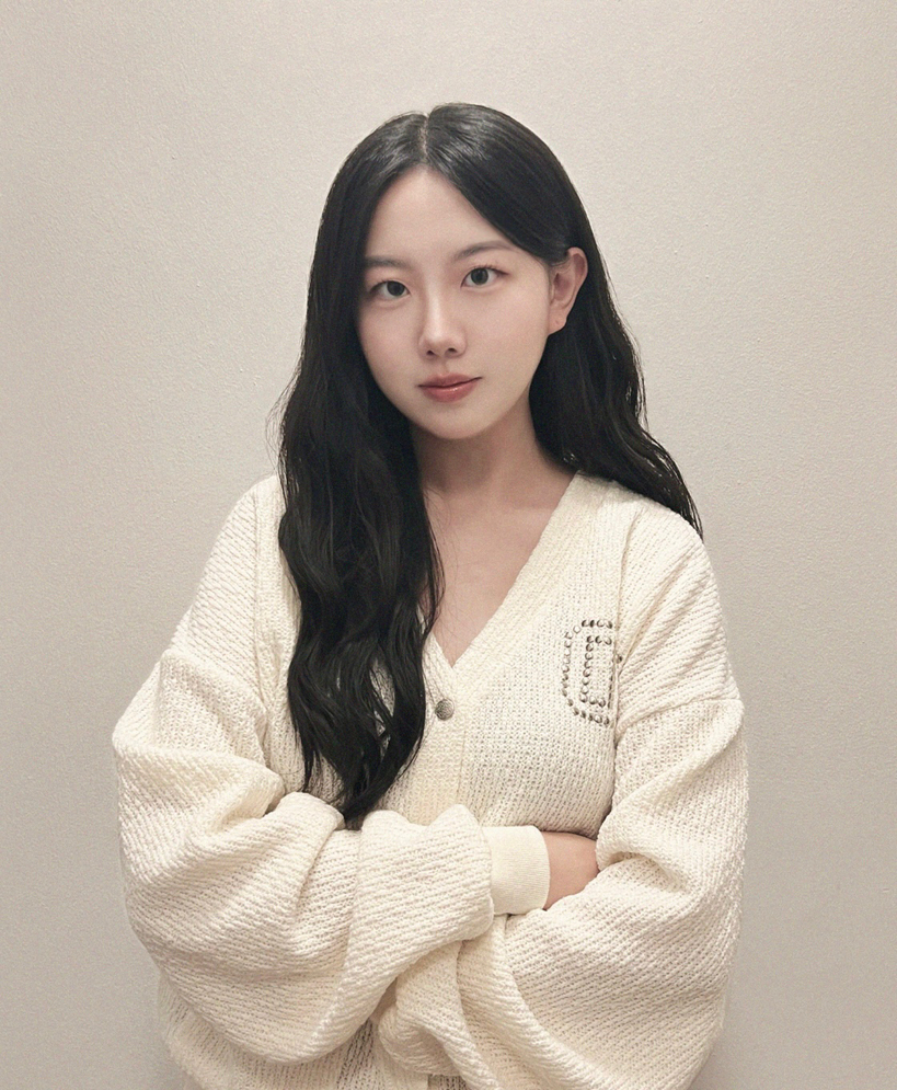 [그래픽 디자이너 김정윤]