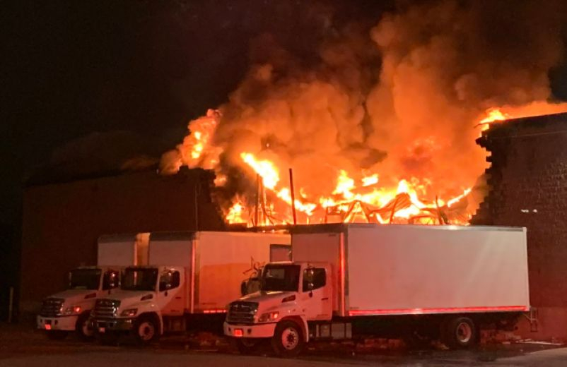 [사진출처:X @Toronto Fire Services]