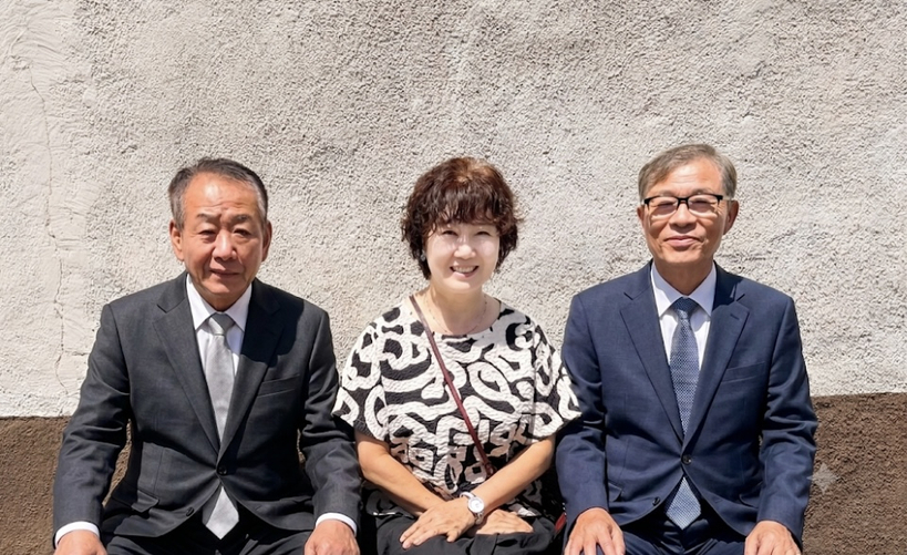 장학생 선발 회의를 마친 OC호남향우회 임원들. 가운데가 장정숙 회장, 오른쪽이 김형덕 이사장, 왼쪽은 조병식 감사. [향우회 제공]
