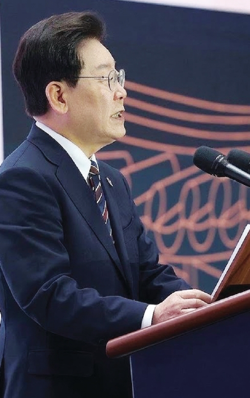 이재명 대통령이 28일 인천 송도에서 열린 제20회 세계한인의날 기념식에서 기념사를 하고 있다.  [연합뉴스]