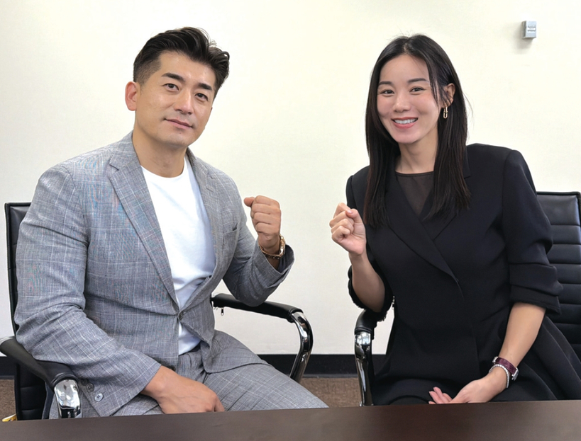 글로벌 프론티어 에셋 고미연(오른쪽) 한국 대표와 제임스 민 미국 대표가 성공적인 분양을 다짐하고 있다. [VL르웨스트 제공]