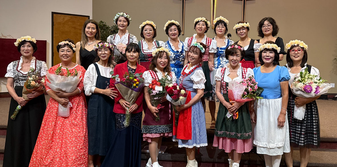 주콰이어 단원들이 영화 '사운드 오브 뮤직' OST 메들리로 제31회 정기연주회를 마친 직후 한자리에 모였다. [주콰이어 제공] 