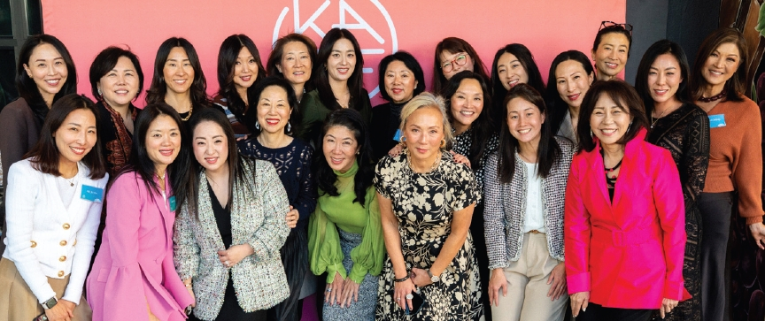 KACF(Korean American Community Foundation) 제3회 Women’s Luncheon이 뉴욕에서 성황리에 개최됐다. 이번 행사에는 미 전역에서 활동하는 300여 명의 여성 리더와 필란트로피스트들이 참석, 한나 양·티나 김·배영세 박사 등 영향력 있는 연사들의 강연을 공유했다. [KACF]