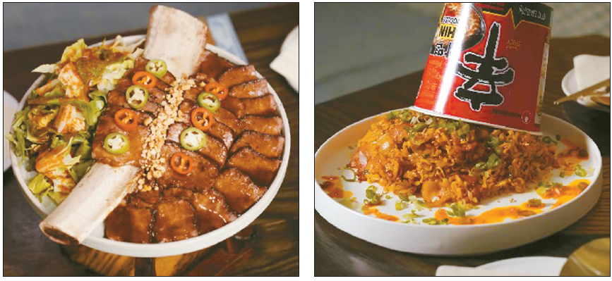 호족반의 대표 메뉴인 호족 갈비(왼쪽)와 컵라면 볶음밥. [웹사이트 캡처]