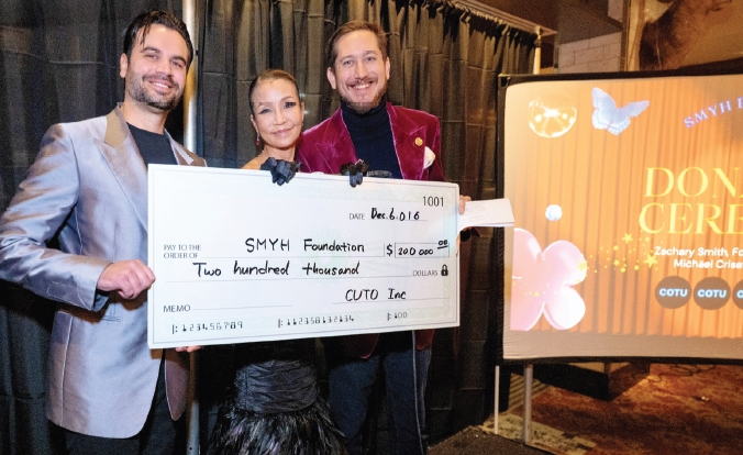 쇼미유어하트재단(대표 헤더 초이)은 지난 6일 뉴저지 파라무스 캐피탈 그릴에서 ‘함께하면 세상이 따뜻해진다’를 주제로 제9회 연례 갈라를 개최했다. 이날 행사에는 타헤샤 웨이 뉴저지 부지사, 폴 김 팰리세이즈파크 시장 등이 참석해 자리를 빛냈다. 또한 COTU INC 공동대표 제커리 스미스와 마이클 크리사폴리는 20만 달러를 기부해 큰 관심을 모았다.  [쇼미유어하트재단]