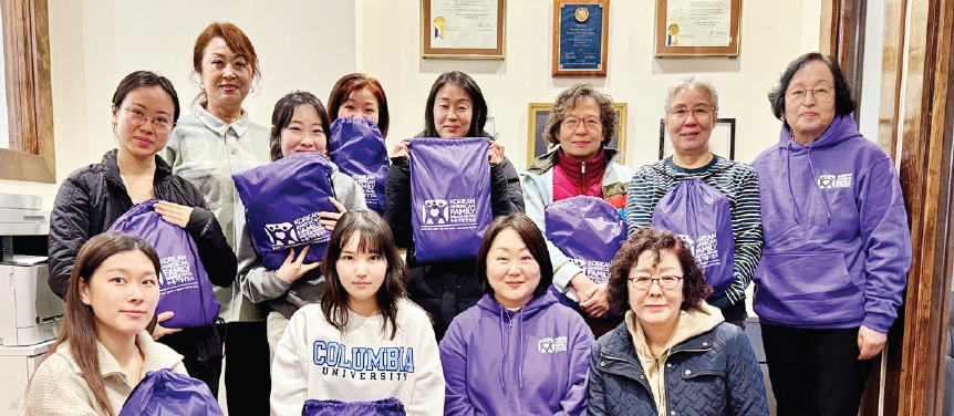 뉴욕가정상담소는 지난 6일 신규 자원봉사자들을 대상으로 자원봉사자 교육을 진행했다. 이번 교육은 가정폭력 및 성폭력 피해자를 지원하는 상담소의 미션과 활동을 소개하고, 봉사자들이 현장에서 필요한 기본 지식과 역할을 이해하도록 돕기 위해 마련됐다.  [뉴욕가정상담소]