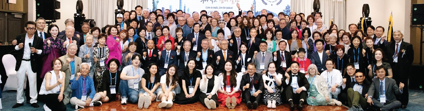 중앙대학교 북미주 동문회 총회가 지난 7일부터 9일까지 뉴저지 포트리 더블트리 호텔에서 열렸다. 전국에서 200여명의 동문이 참석했고, 새 회장단 선출과 모교 발전 방안을 논의했다.  [중앙대학교 북미주 동문회]