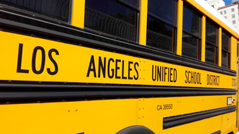 LAUSD, 교직원 해고안 승인…재정적자로 600여명 줄일 듯